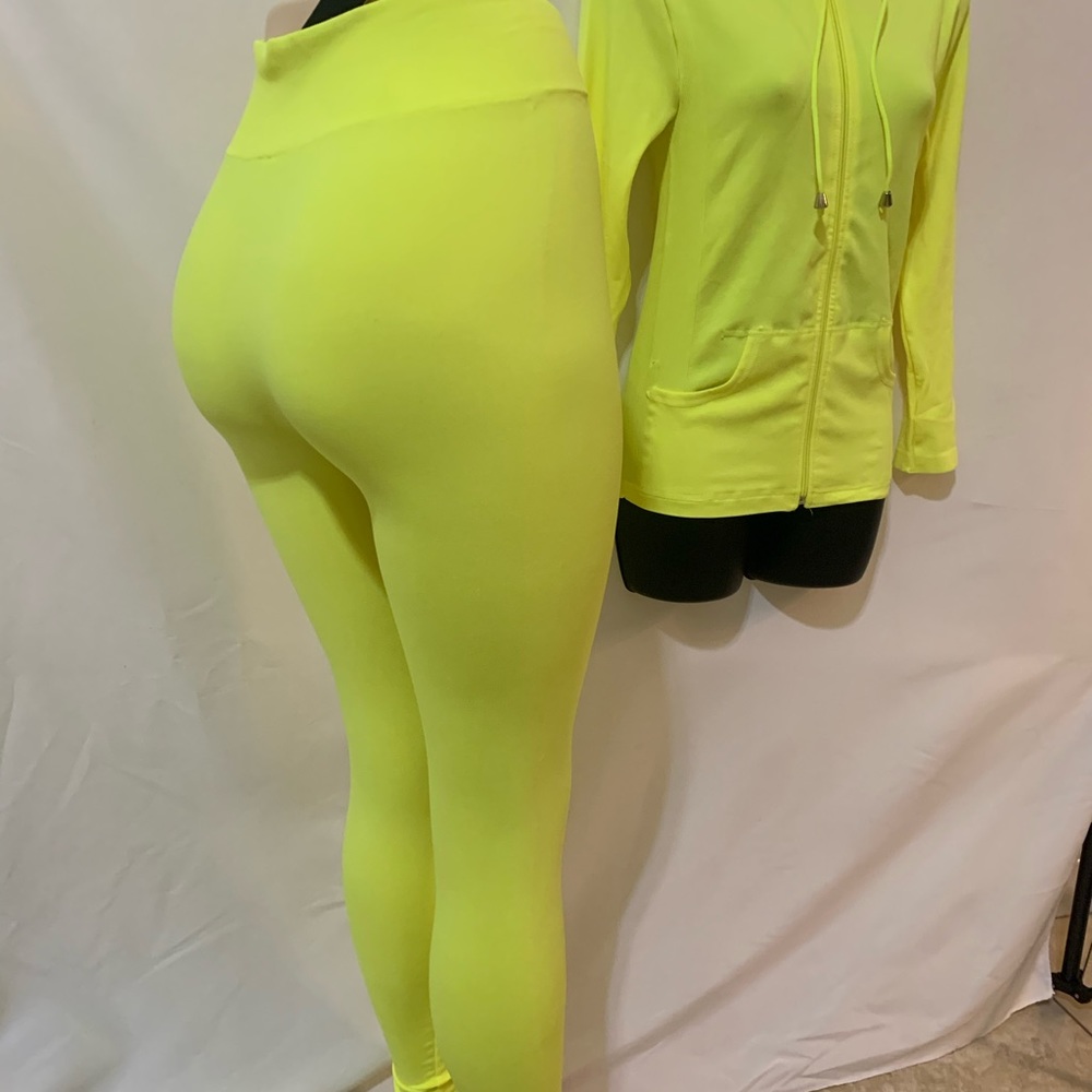 Very soft stretchy material